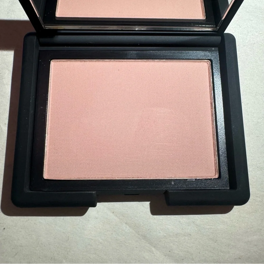 NARS blush - Picture 3 of 5